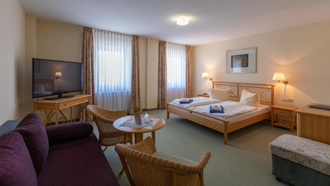Hotel Am Wariner See Ngoại thất bức ảnh