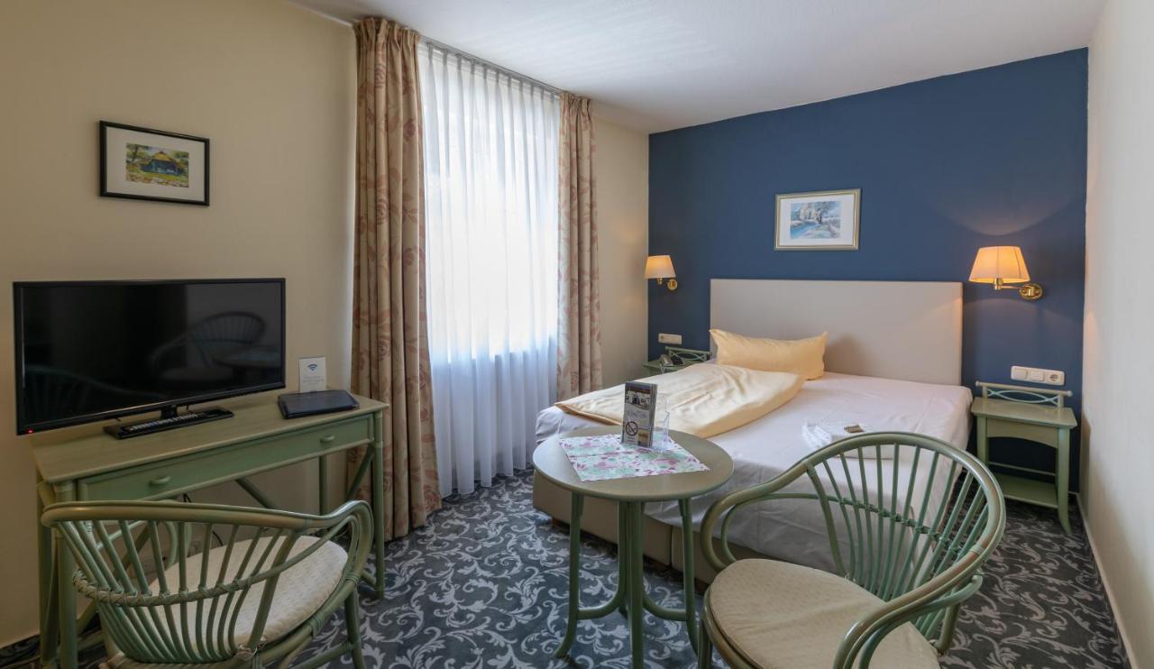 Hotel Am Wariner See Ngoại thất bức ảnh